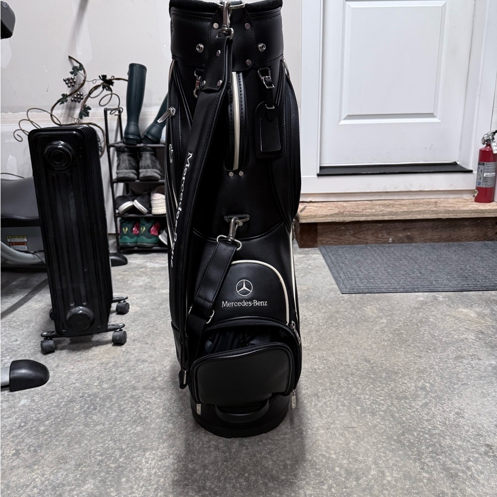 Mercedes-Benz Black Golf Bag - Picture 7 of 12
